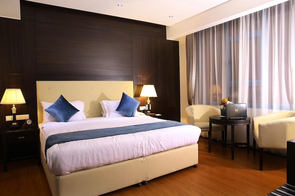 The Olive Hotel, Juffair Manama Dış mekan fotoğraf